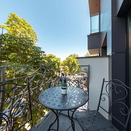 Smart Apartment *